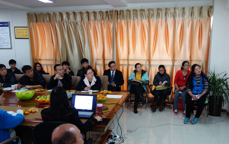 天度第四屆客戶(hù)沙龍及網(wǎng)絡(luò )營(yíng)銷(xiāo)分享會(huì )于2013年10月23日舉行，30余家客戶(hù)參加了本次沙龍和講座，并給予高度贊許和認可。事實(shí)證明，天度在不斷強化產(chǎn)品和服務(wù)品質(zhì)的同時(shí)，我們還持續不斷加強對客戶(hù)網(wǎng)站運營(yíng)和營(yíng)銷(xiāo)推廣上的支持。選擇天度，就是選擇了一條通往新媒體營(yíng)銷(xiāo)和電子商務(wù)的捷徑。